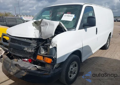 2005 Chevrolet Express z USA, uszkodzony, nr VIN 1GCFG15T051145717